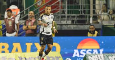 Fluminense avança por Arana e aguarda acerto entre empresários e Atlético-MG