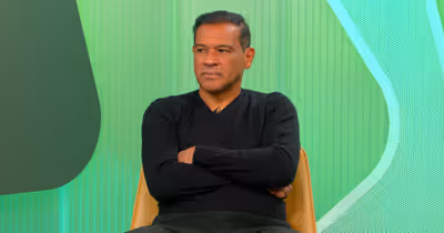 Muller diz que caos político não pode ser desculpa no São Paulo: 'Jogador tem que assumir a culpa'