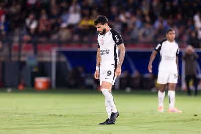 Atacantes do Corinthians atingem marca inédita no século XXI