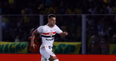 Alisson pode render quase R$ 20 milhões ao São Paulo em negócio com o Corinthians