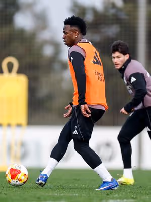 Vini Jr mostra confiança em renovação com o Real: 'Na hora certa a gente vai acertar'