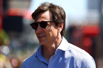 Toto Wolff bats away questions on Mercedes power unit problems