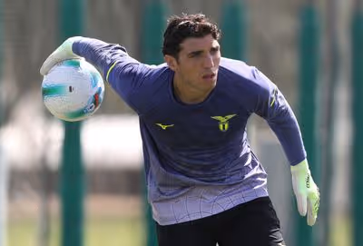 Wolves & West Ham enquire for Lazio goalkeeper Mandas