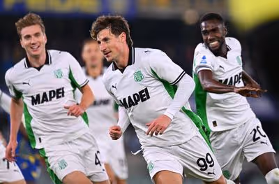 Milan, Lazio and West Ham target Pinamonti for January