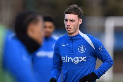 Liam Rosenior reveals Cole Palmer talks after Chelsea star linked with Man Utd transfer