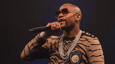 Muhammad Ali Was Left Stunned By Floyd Mayweather’s Earnings Per Fight