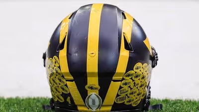 Expected transfer portal addition doesn't appear on Michigan football's 2025 roster