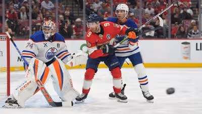 Blackhawks vs. Panthers prediction, odds, start time: 2025 NHL betting picks for season opener by proven model