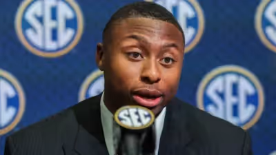 DJ Lagway's Baylor transfer commitment could change with Ole Miss QB news from ESPN's Pete Thamel