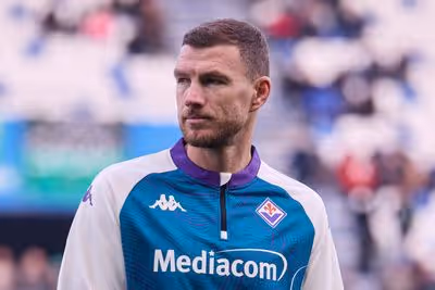 Edin Dzeko set to join Schalke from Fiorentina