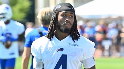 Bills agree to multiyear extension with Pro Bowl RB