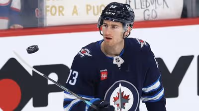Jets sign forward Gabriel Vilardi to massive contract extension