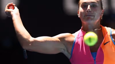 Sabalenka le da un portazo a Jovic