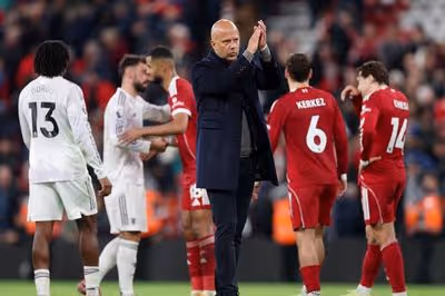 Liverpool legend tells Arne Slot to give Northern Ireland star more chances over Szoboszlai